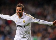 江苏体彩：杨瀚森半场状态低迷，7分钟0分3篮板表现引发关注