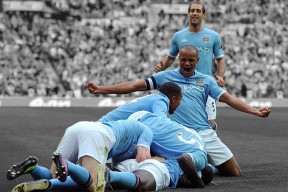 江苏体彩-U23国足决战泰国首发揭晓，蒯纪闻领衔攻击线，新锐彭啸首发镇后防