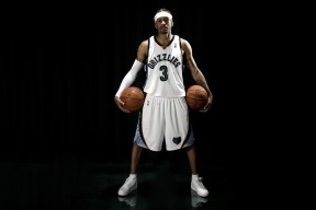 江苏体彩|布朗亲曝梅赛德斯F1秘辛，签约汉密尔顿曾遇重大阻力，霍肯博格是B计划关键人选