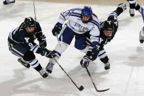 江苏体彩_历史性突破！U23男足亚洲杯首出线，一球定乾坤背后的智慧与坚守