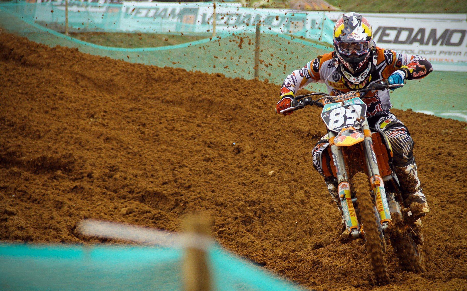 重磅！曼城防线夏窗地震，斯通斯、阿克确认离队，水晶宫铁闸格伊成头号目标